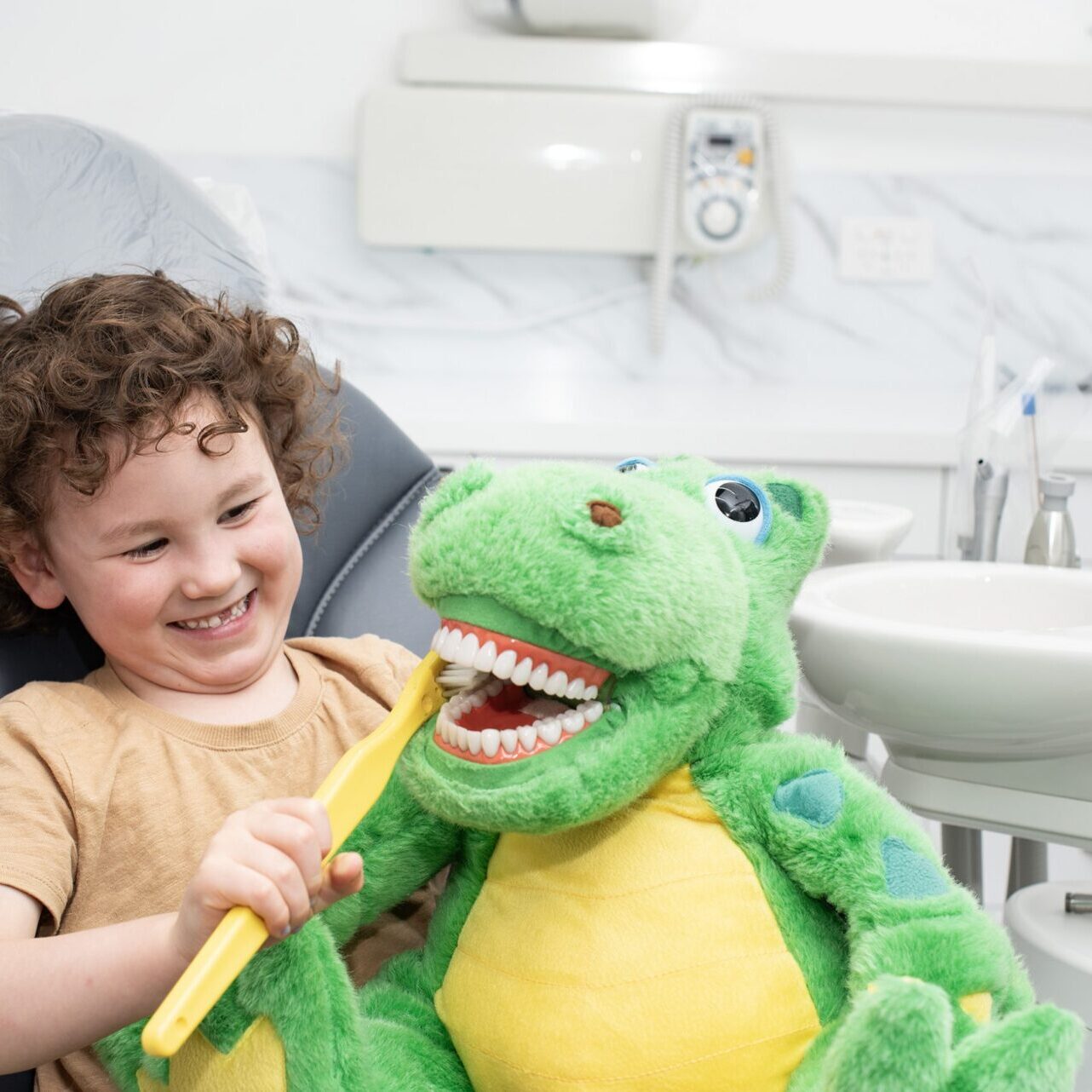 Kid's dental visit at Smile Style Dental -Children's dentist Bulleen