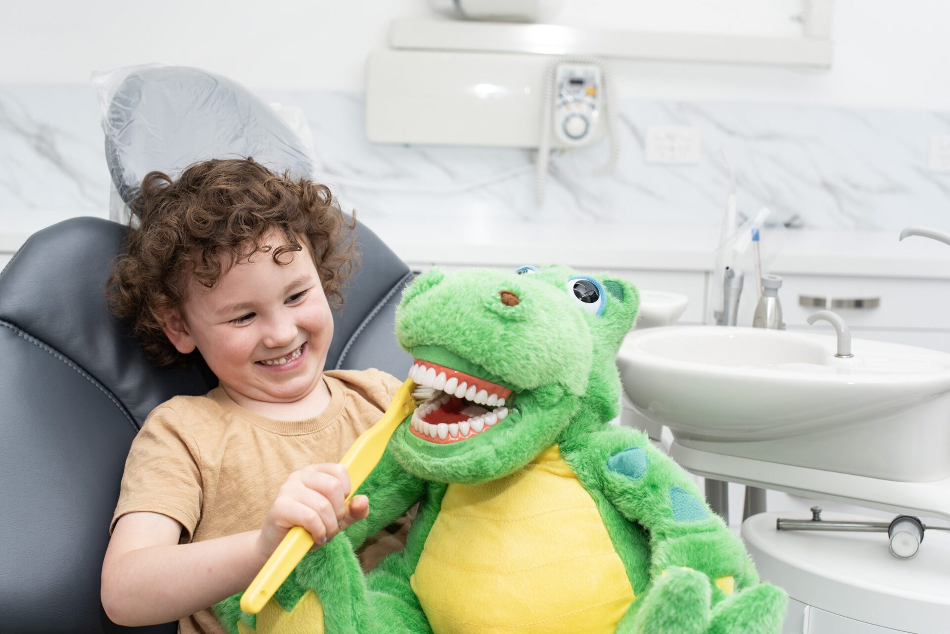 Kid's dental visit at Smile Style Dental -Children's dentist Bulleen